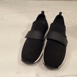 Prada boys shoes size 32